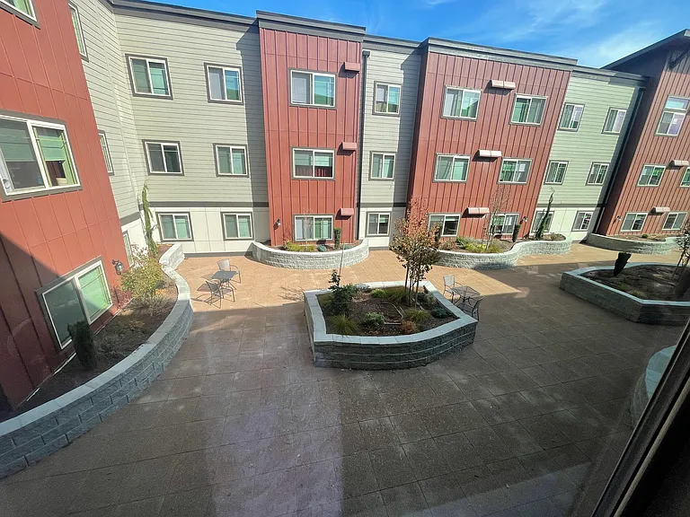 Madison Place — Photo 14