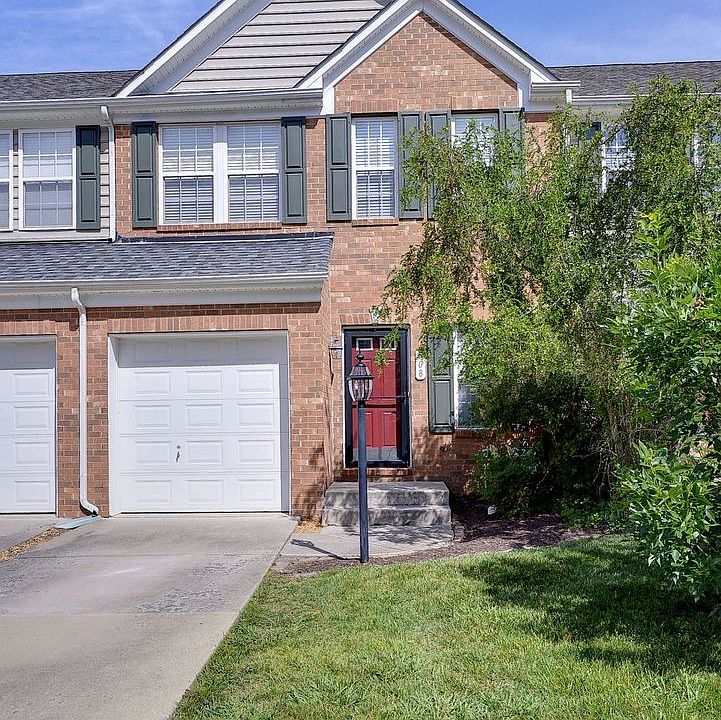 1st image of 108 Daniels Dr