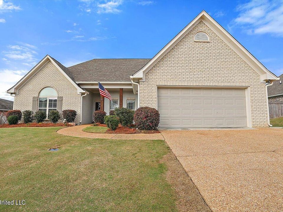 1st image of 510 Westfield Dr