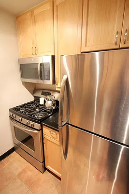 Rented by Nest Seekers International | media 10