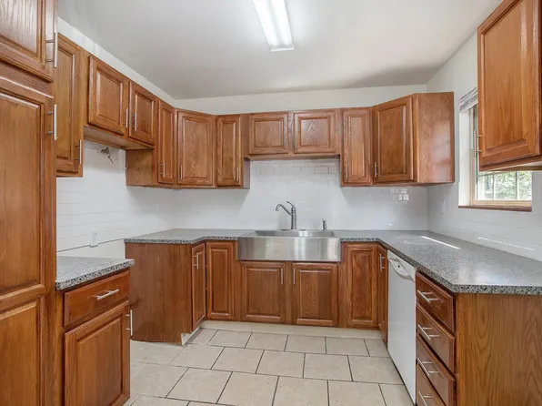 1419 Lafayette Ave, Kalamazoo, MI 49006