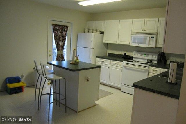 1st image of 300 Regina Ln