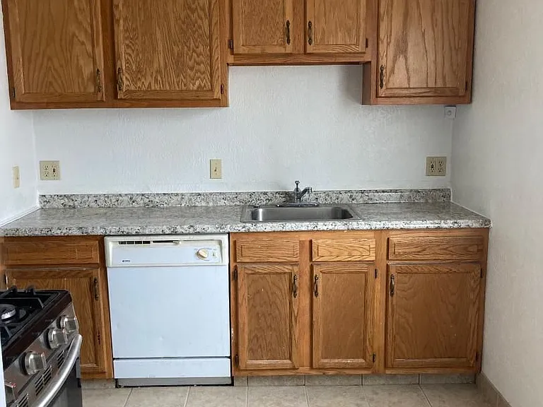 4871 Banbury Ct #15 — Photo 5