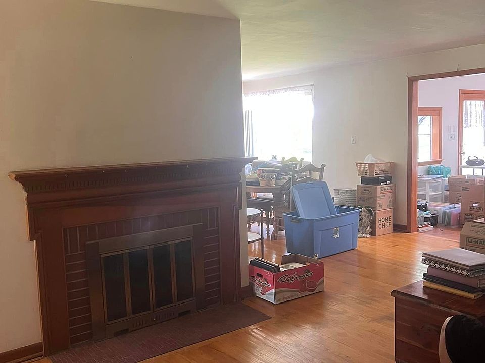 2nd image of 7100 Mardyke Ln