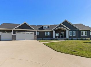 3883 100th St SE, Caledonia, MI
