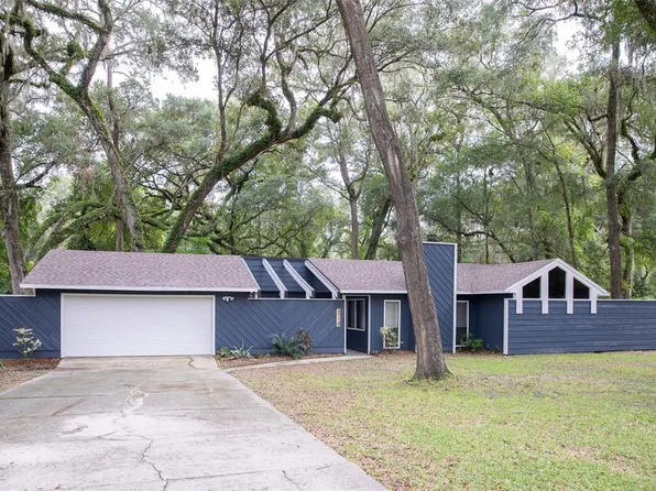 218 SW 77th Ter, Gainesville, FL 32607