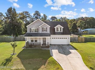 106 Norine Dr, Holly Ridge, NC 28445
