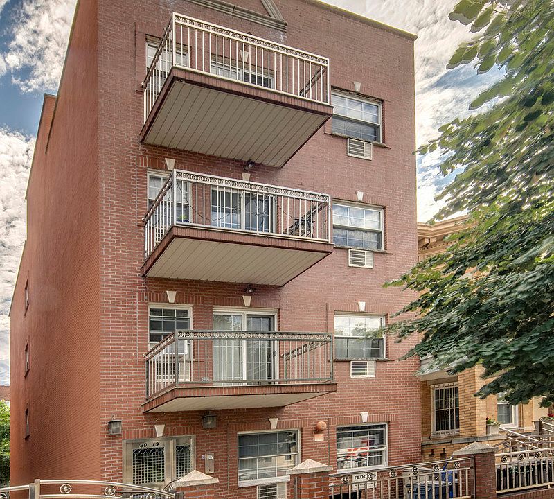 1st image of 30-19 32nd St #6
