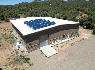 43475 N Caliente Wind Way, Seligman, AZ 86337