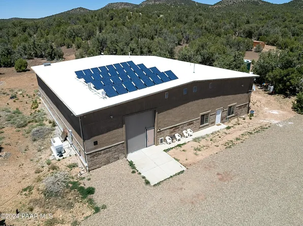 43475 N Caliente Wind Way, Seligman, AZ 86337