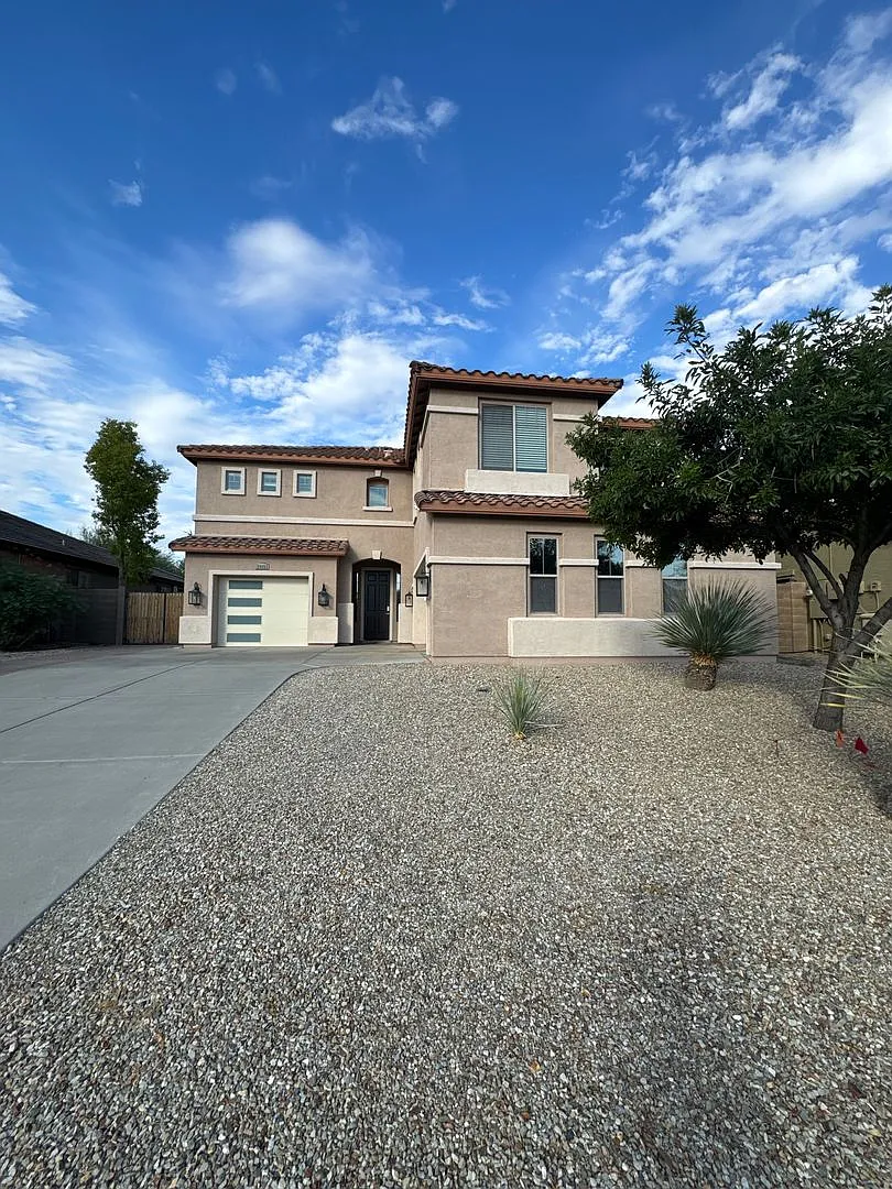 Remodeled Sonoran Ranch Home — Photo 2
