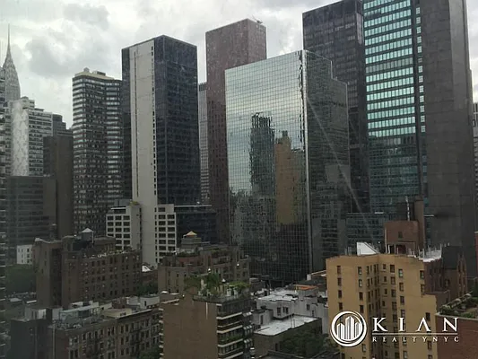 Rented by Kian Realty | media 17