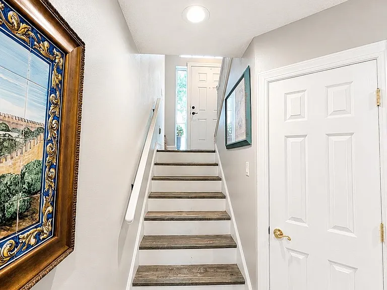 101 Sunset Cir — Photo 10