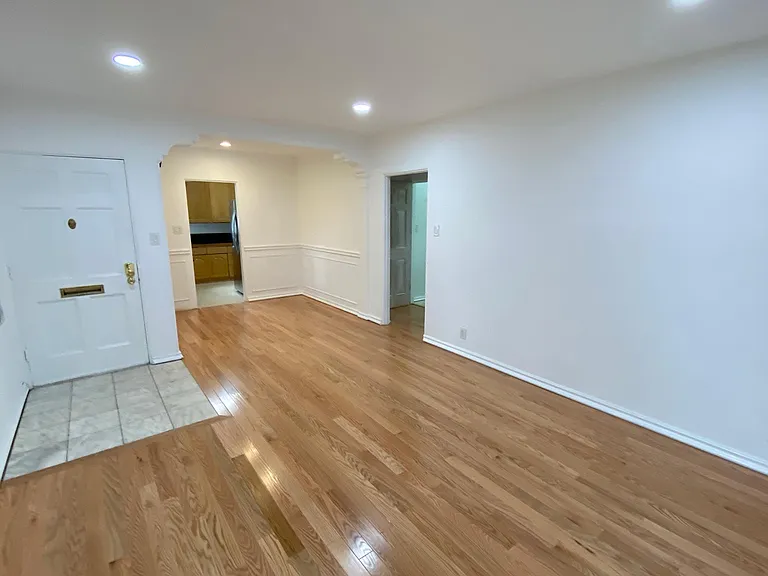 2710 Stoner Ave — Photo 8