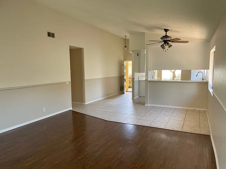 1869 Clearwater Dr — Photo 12