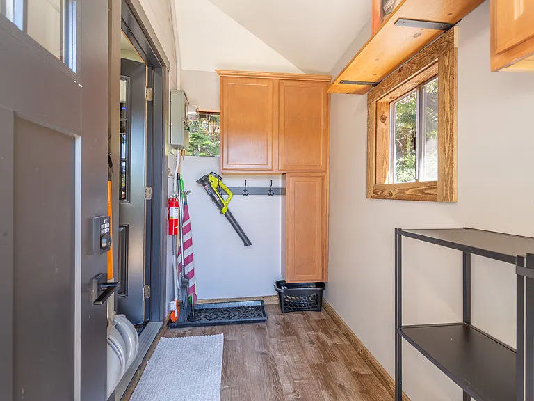12948 Sierra Dr E — Photo 14