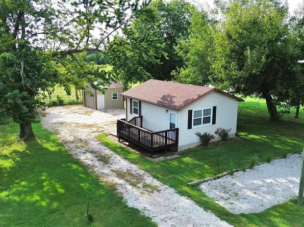 1985 Campbellsville Rd, Hodgenville, KY 42748