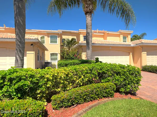 523 Island Ct, Indian Harbour Beach, FL 32937