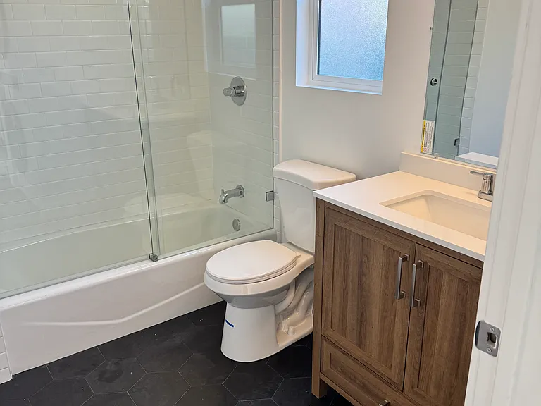 1163 S Crescent Heights Blvd #1/2 — Photo 12