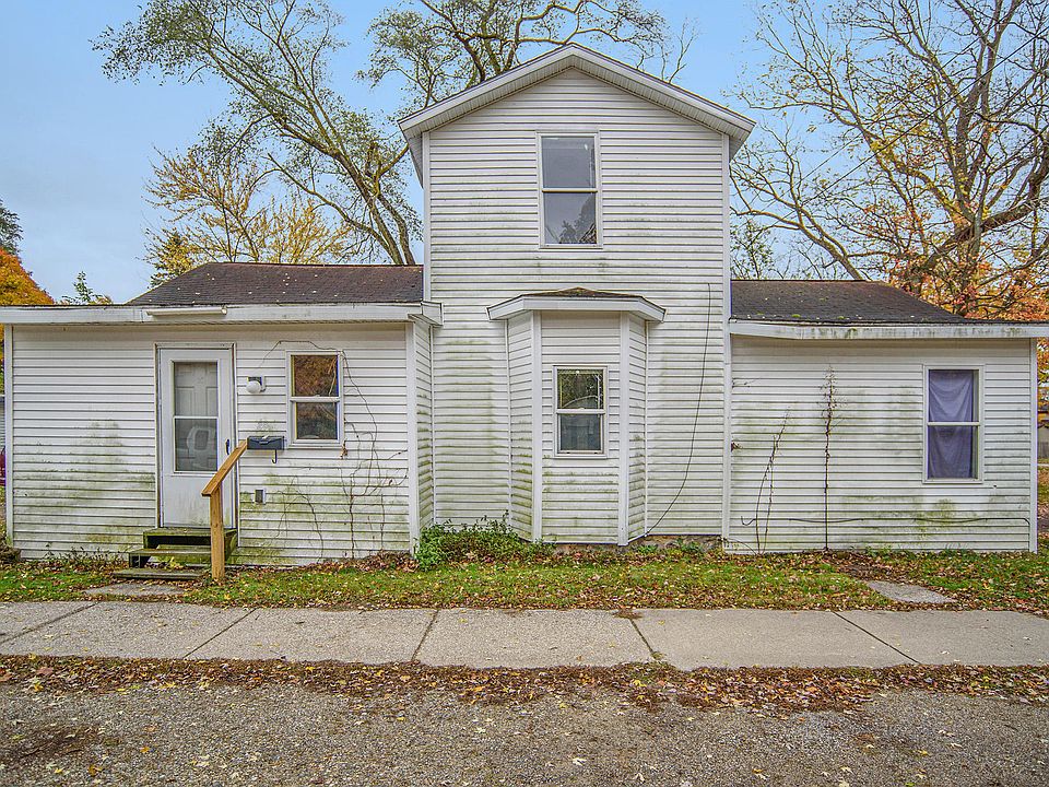 1st image of 28 W South St #1