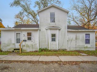 28 W South St #1, Hartford, MI 49057