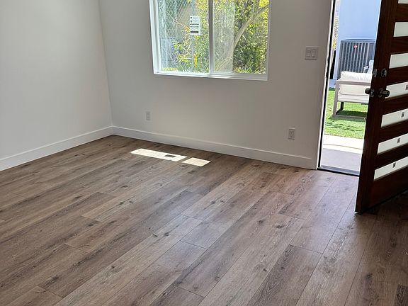 2nd image of 1163 S Crescent Heights Blvd #1/2
