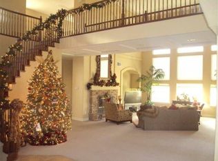 10289 Sorenstam Dr, Sacramento, CA