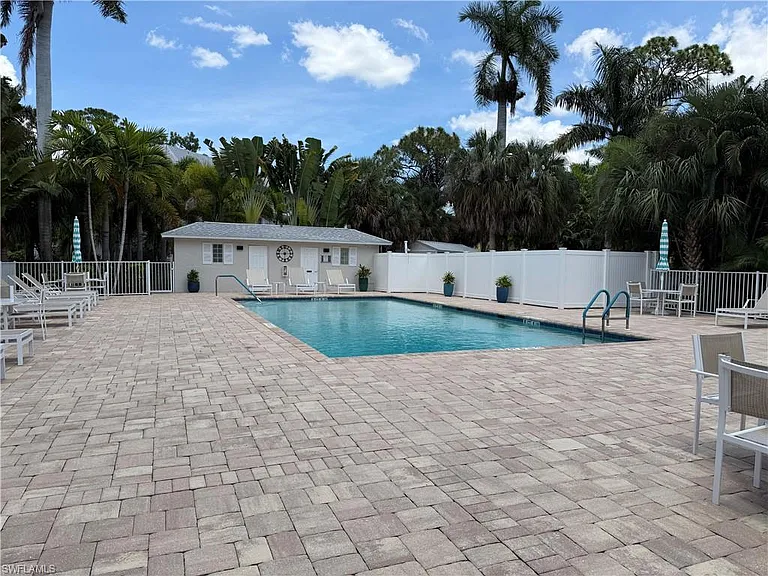 3002 Sandpiper Bay Cir #A306 — Photo 29