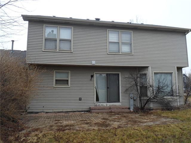 2nd image of 819 Ayers St
