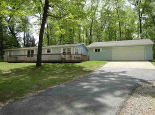 3525 N Bay View Rd, Angola, IN 46703