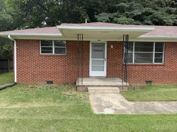 903 Collinwood Ave, Florence, AL 35630