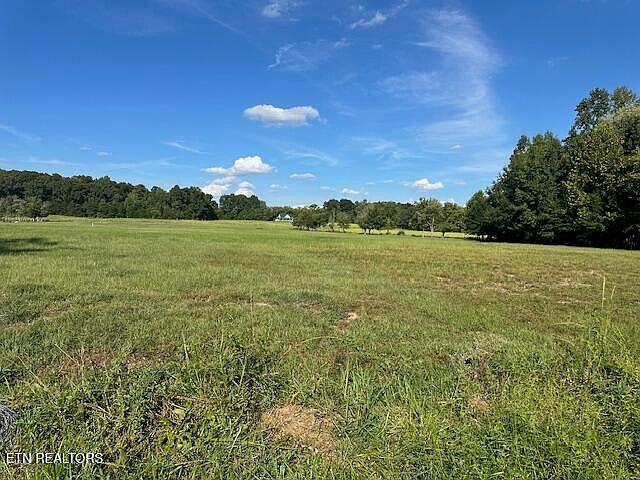 1st image of 966 Red Hill Rd
