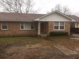 1029 Beech St, Magnolia, AR 71753