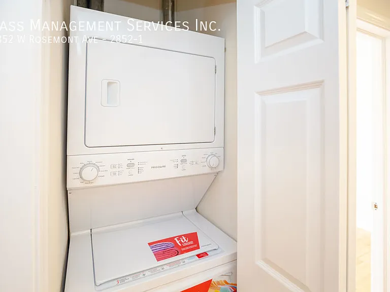 2852 W Rosemont Ave #1 — Photo 10