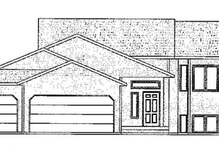 4568 15th St S, Moorhead, MN 56560