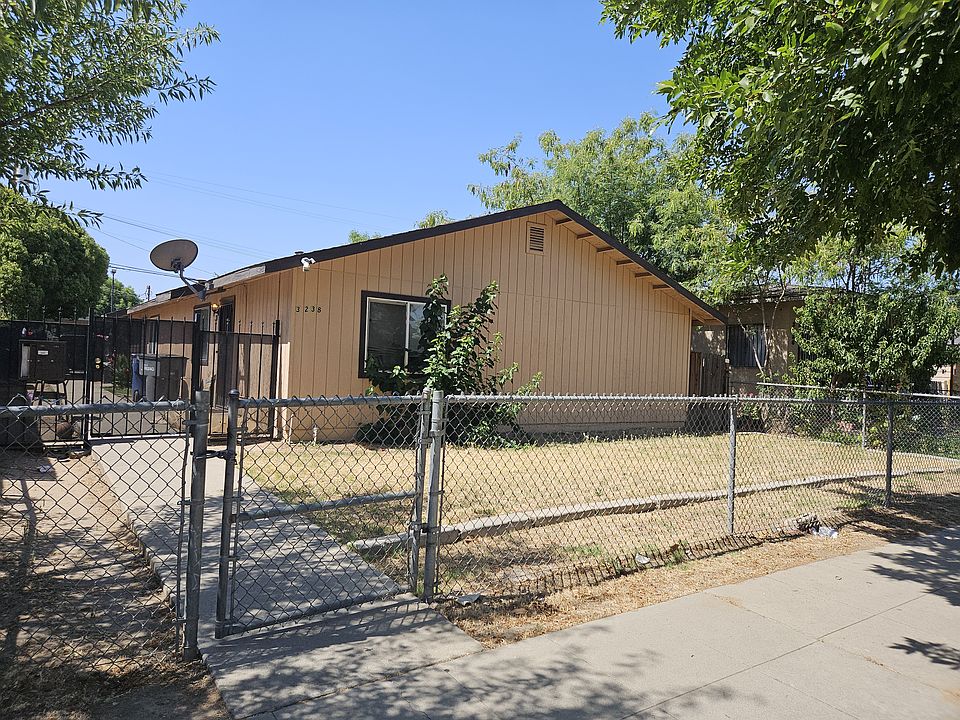 1st image of 3238 E Iowa Ave APT 101