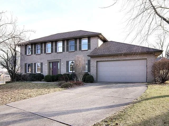 4913 Peak Dr photo 1