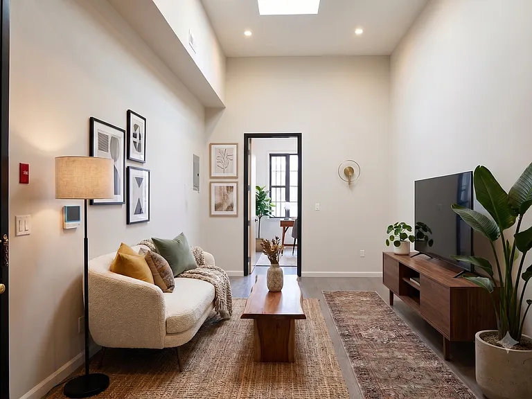 12 Saint Nicholas Ave #2LA — Photo 1