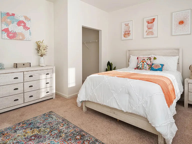 Marley Manor Luxury Apartment Homes — Photo 25