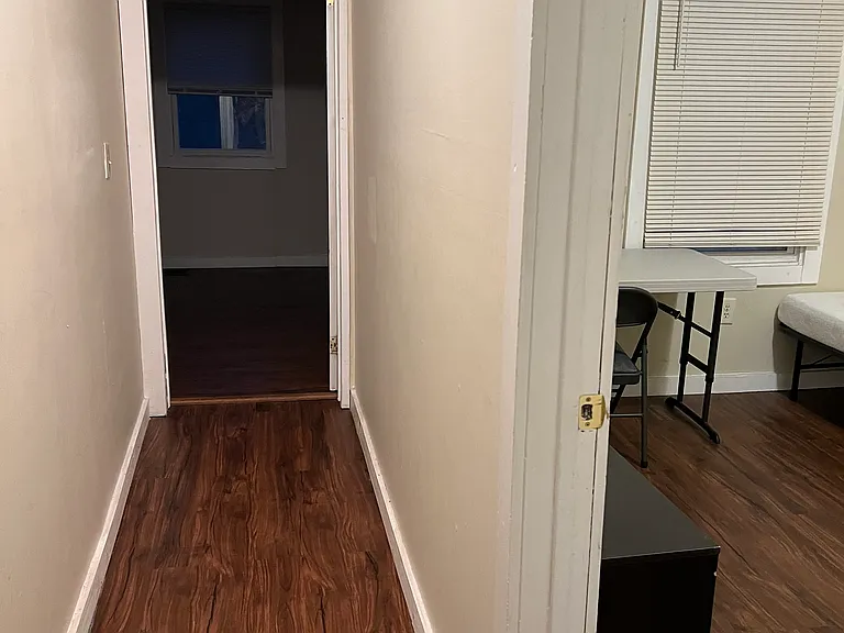 111 Hawthorne St #1 — Photo 6