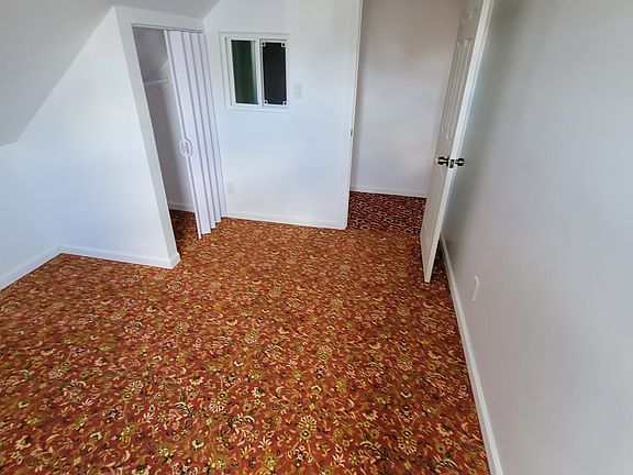 2nd image of 2309 Yemans St #2