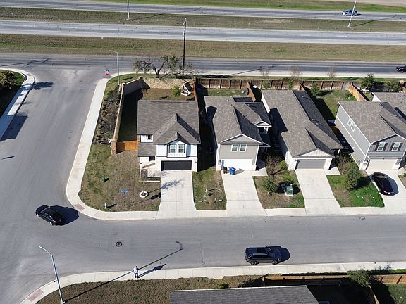 4th image of 3331 Rosita Way