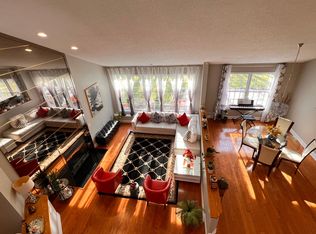 5 Westwinds Dr, Princeton Junction, NJ 08550