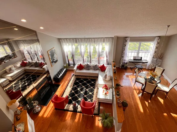 5 Westwinds Dr, Princeton Junction, NJ 08550