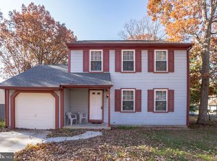 76 Oak Forest Dr, Sicklerville, NJ 08081