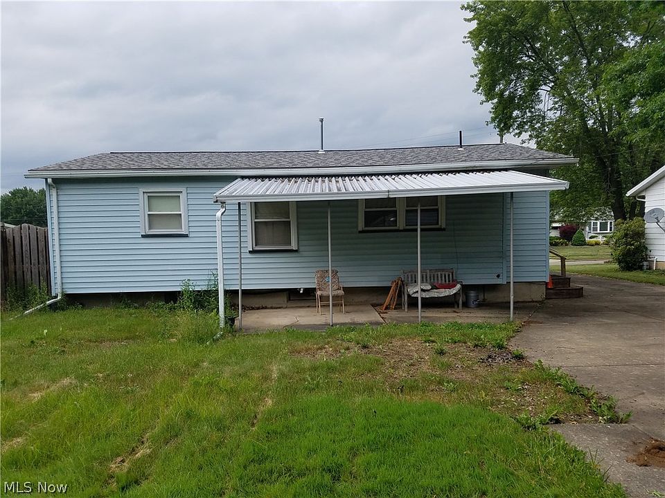 2nd image of 3169 Solar Dr NW