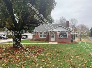 15 Old Hwy 20, Asheville, NC 28806