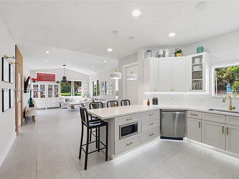 1st image of 1166 SW 158th Way #Townhouse 4-6