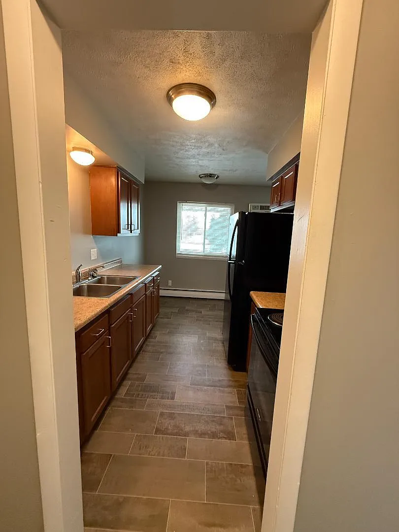 2805 Harwick Drive - Unit 3 — Photo 3