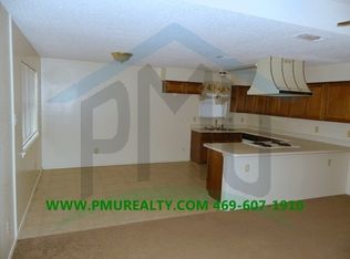 34 Shady Valley Ct, Mansfield, TX 76063